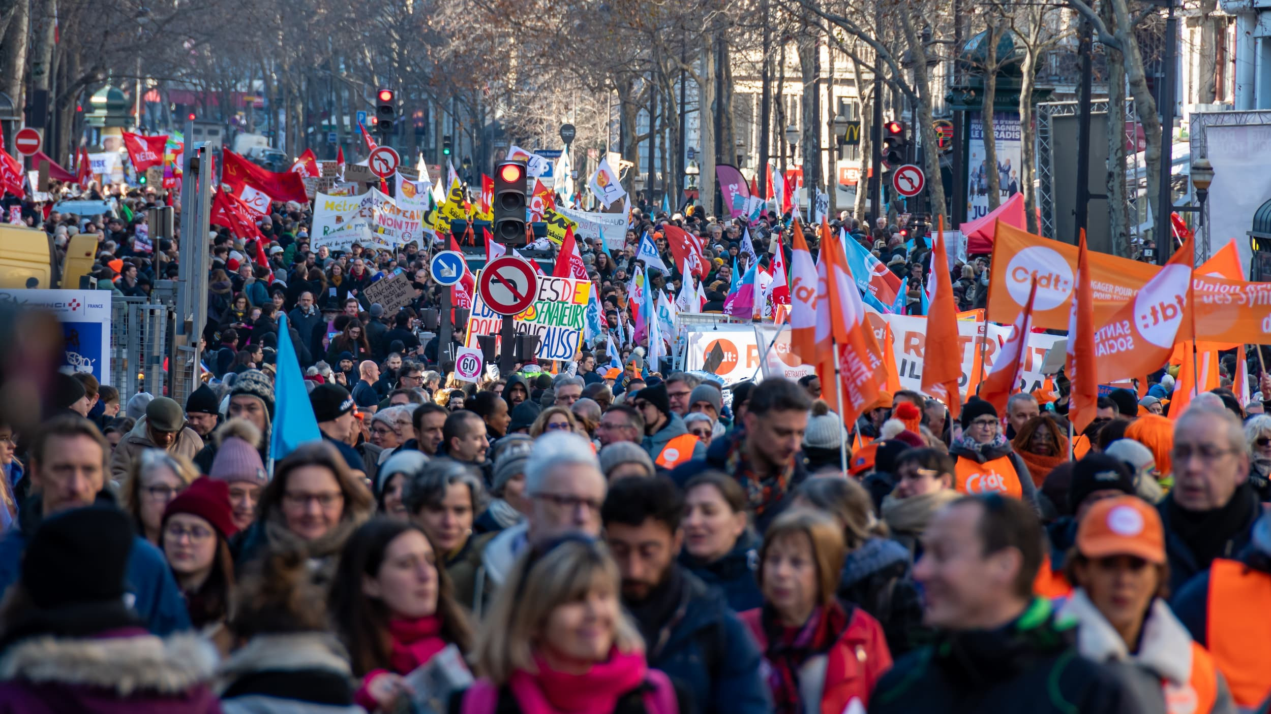 Deux jours de grève pour une voix unique : le défi du pluralisme à Radio France